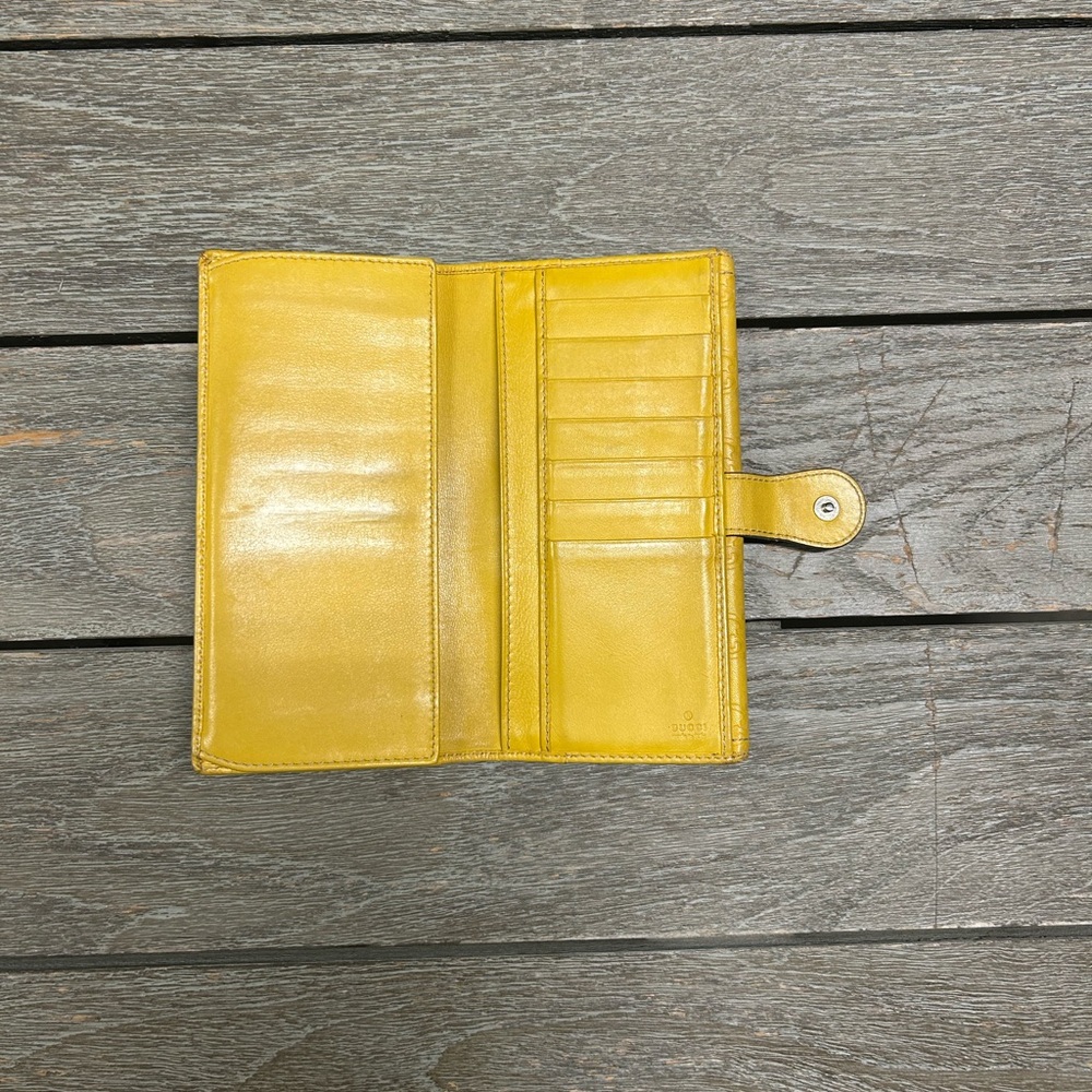 Gucci Yellow Wallet - Picture 3 of 10
